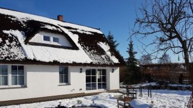 Urlaub auf Rügen Reetferienhaus im Winter